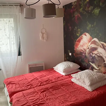 Avec Garage Prive Port De La Rochelle Λα Ροσέλ